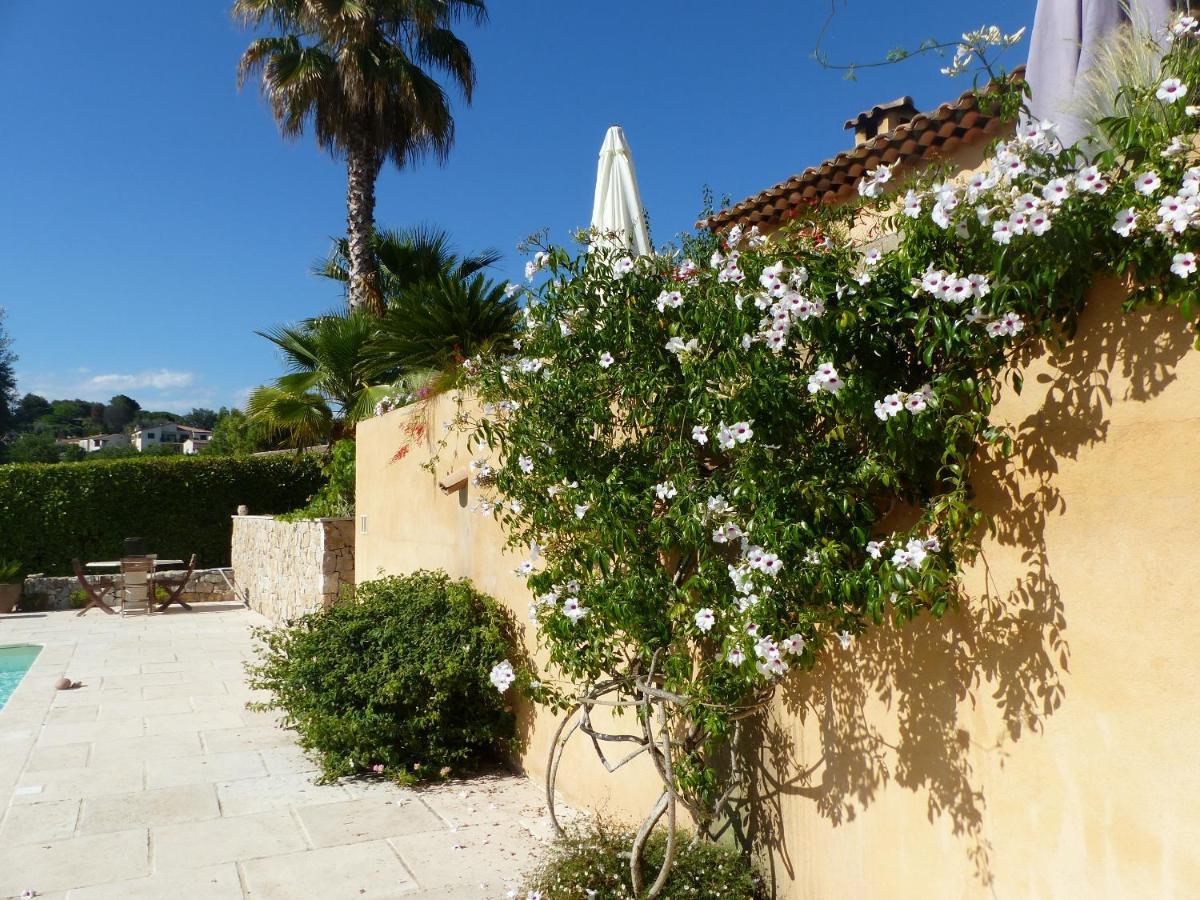 Les Collines De St Paul Bed & Breakfast Saint-Paul-de-Vence Exterior photo